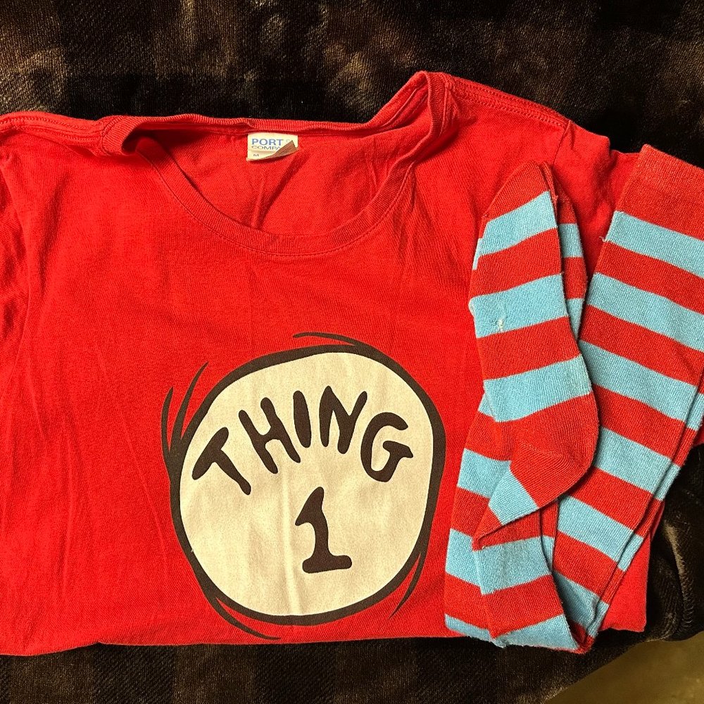 Thing 1 short sleeve t-shirt and socks